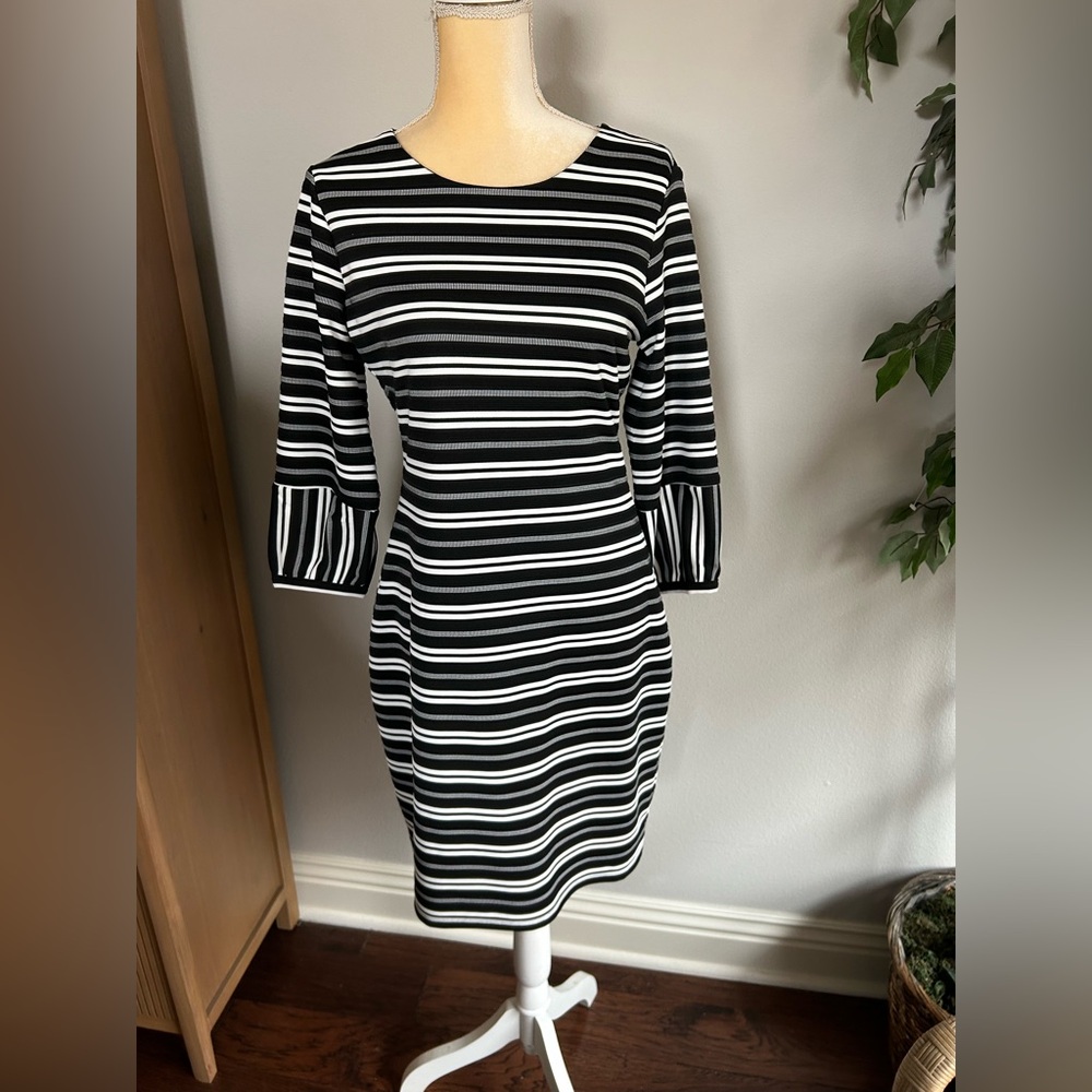 calvin klein black dress with white stripes | Dresses | Calvin Klein Striped Sheath Classic Womens Dress Sz 6 Nwt Freya's 40th Birthday Celebration brown mini dress Pant Size:L · 34 shirt dress is crafted